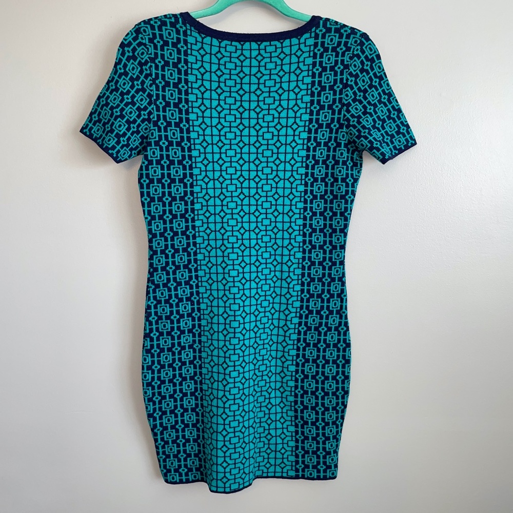 EUC Romeo + Juliet Couture Body Con Sweater Dress - Picture 4 of 5